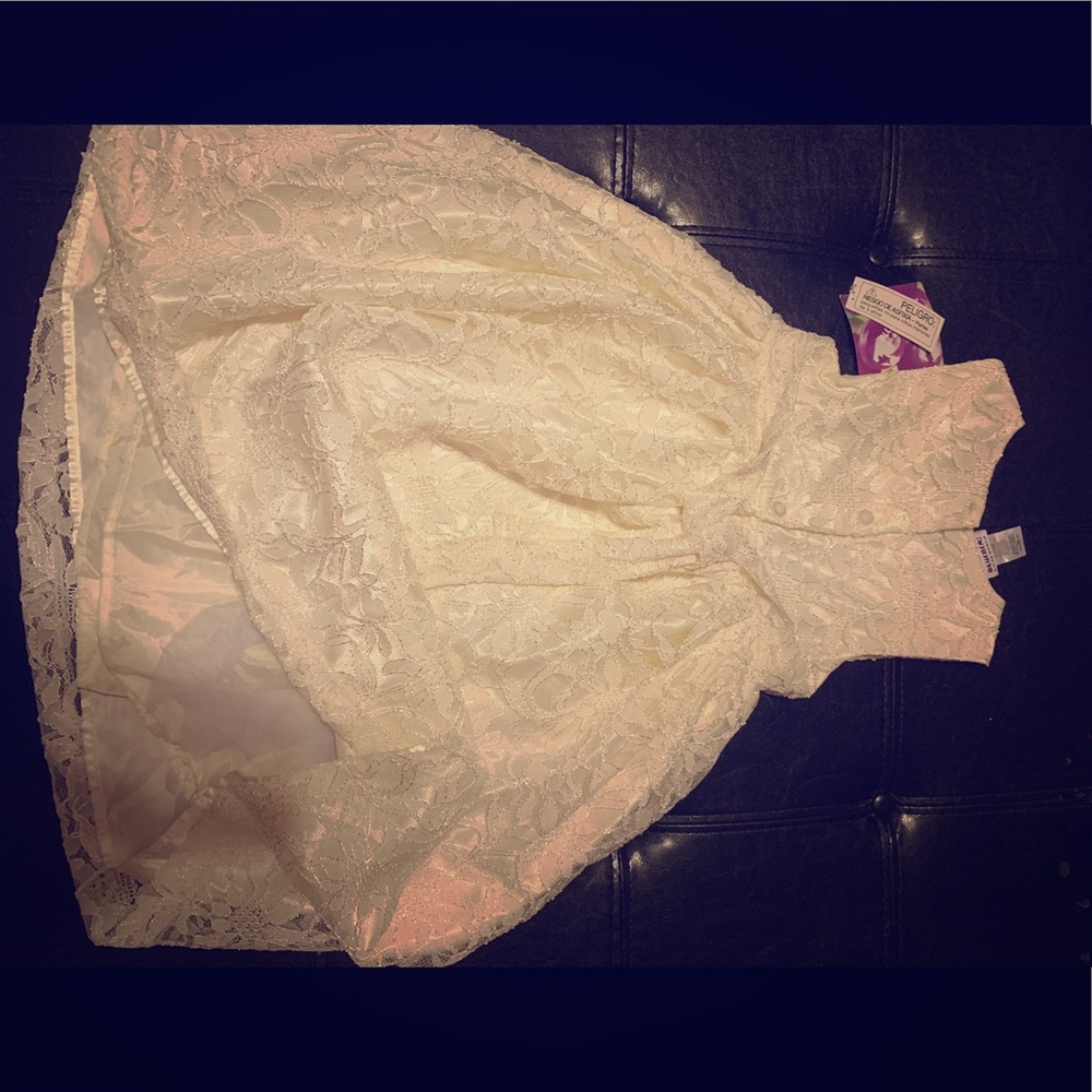 Girls dress